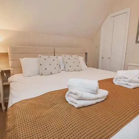 Beachcrest Whitby